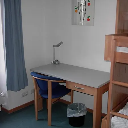 - Membership Required Hostel Aquisgrà