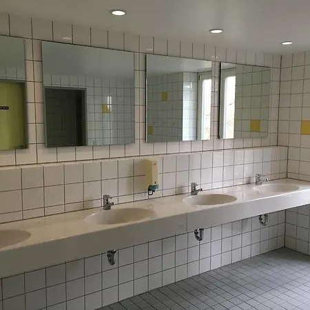 - Membership Required Hostel Aquisgrà