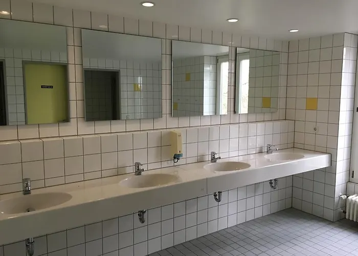 - Membership Required Albergue Aquisgrano